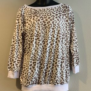 Comfy silk cheetah top.
